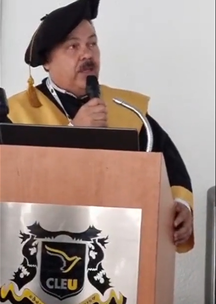 Dr. Armando Briselo López