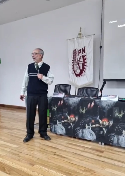 Dr. Fernando Galindo Soria – Decano